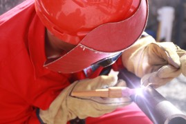 焊接手套的材料革命：安全、舒适与耐用的完美融合