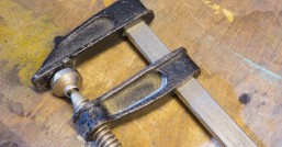 焊枪之英语表达：焊接艺术的灵魂工具
